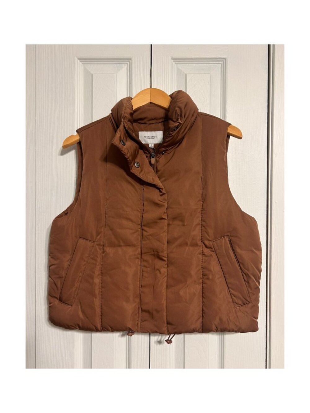 NWT Thread & Supply Recreation Anya Puffer Vest Clove Brown Small